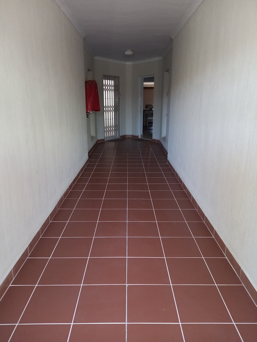 3 Bedroom Property for Sale in Jeffreys Bay Central Eastern Cape